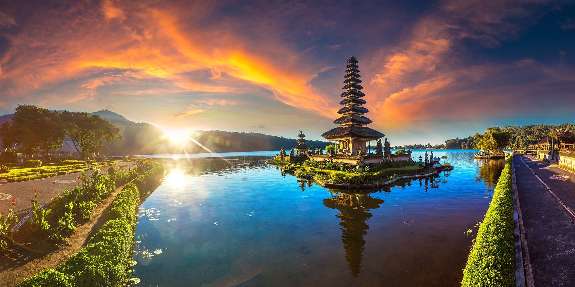 Travel Tales: Uncovering Hidden Gems and Fascinating Facts