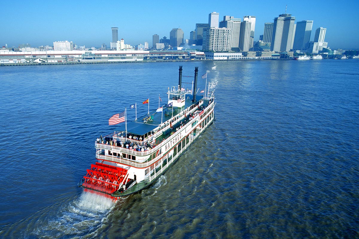 Steamboat Natchez Mississippi River Jazz Dinner Cruise
