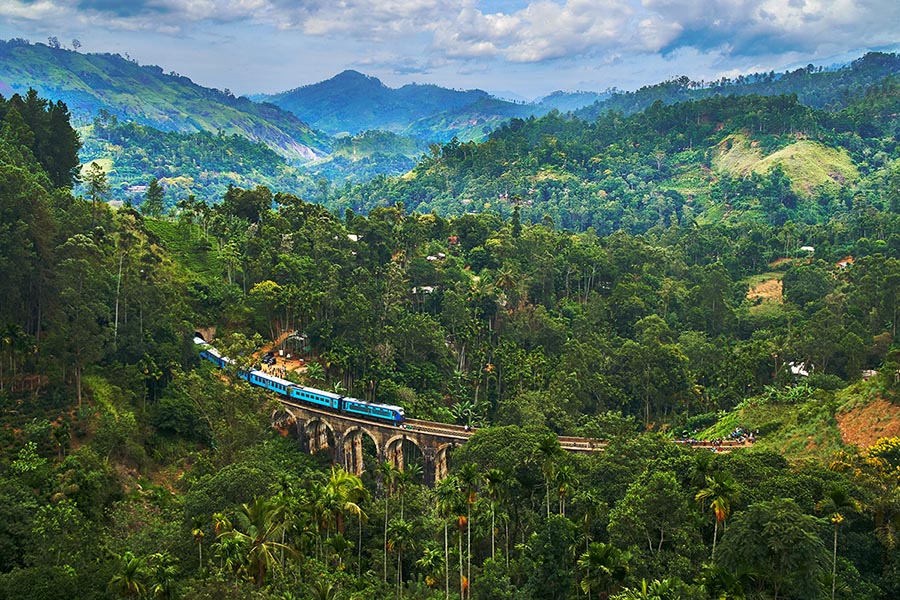 Kandy to Ella Scenic Train Journey