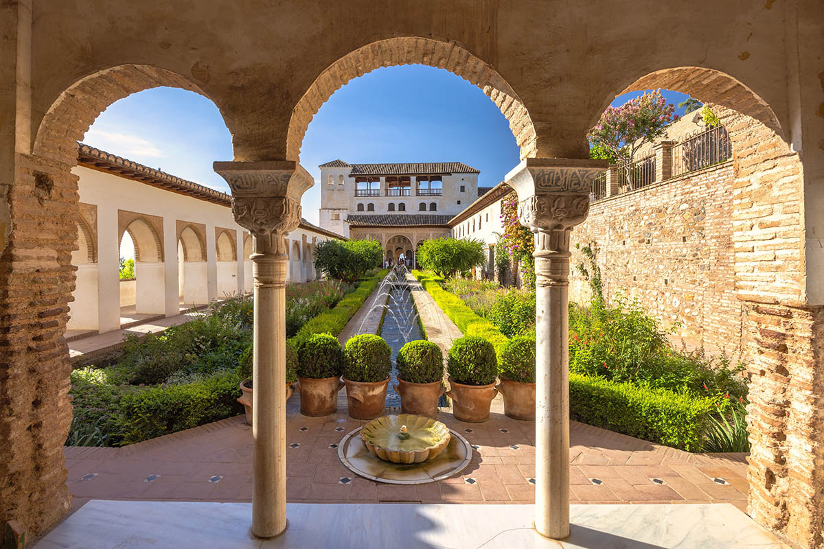Generalife and Nasrid Palace Tour