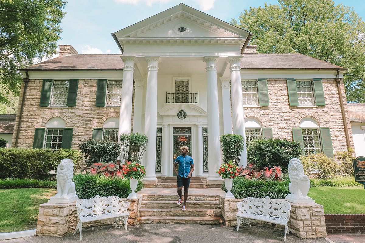 Elvis' Graceland Experience with Airplanes