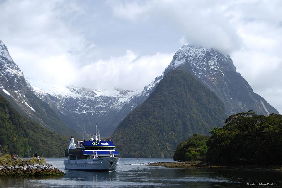 Milford Sound Day Tour - Credit: Tourism New Zealand