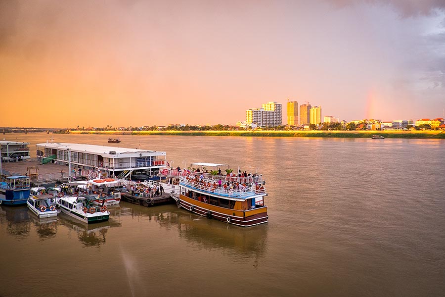 Phnom Penh Sunset Dinner Cruise