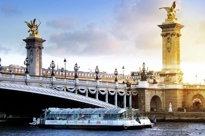 River Seine Hop-On Hop-Off Sightseeing Cruise