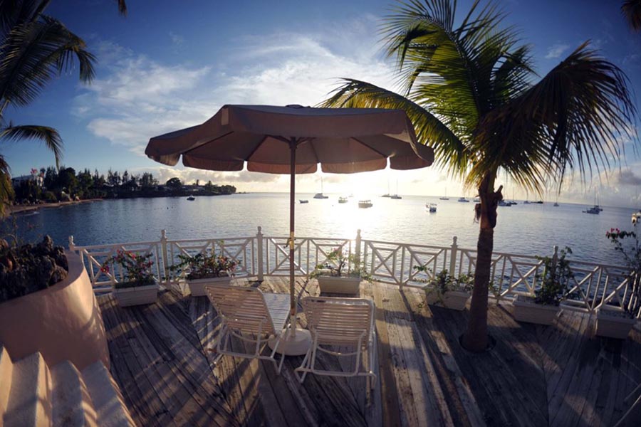 Coco Reef Resort & Spa