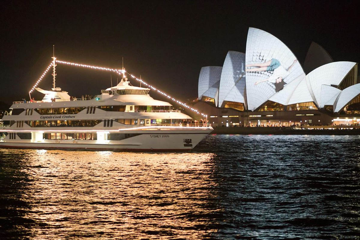 Sydney Harbour Gold Dinner Cruise