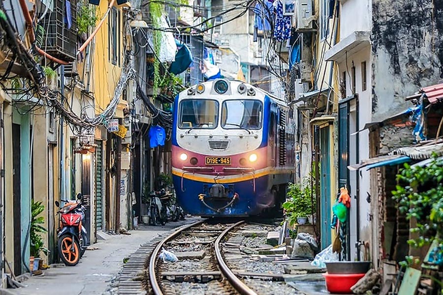 Hanoi Hidden Corners & Train Street Tour